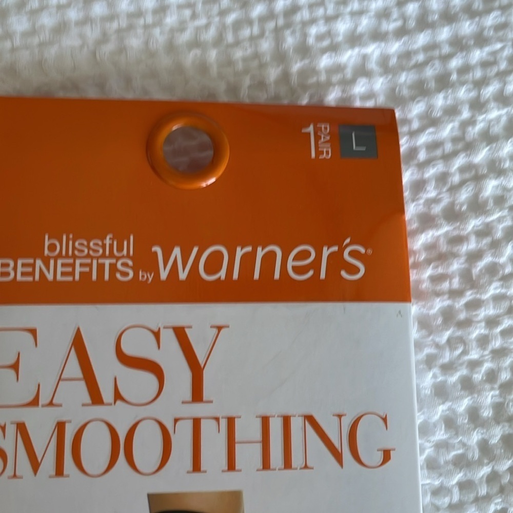 NWT Warners Easy Smoothing Black Opaque Shaping Tights in size L - Picture 4 of 4